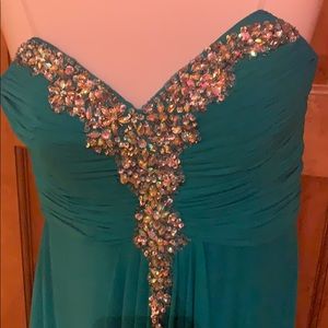 Long prom dress with a sweet heart neck line